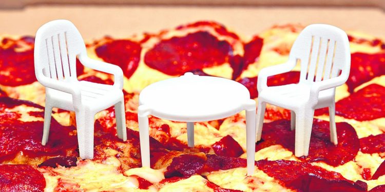 Pizza Kutusunun Tam Ortasindaki Minik Plastik Parcanin Oykusu Oksijen