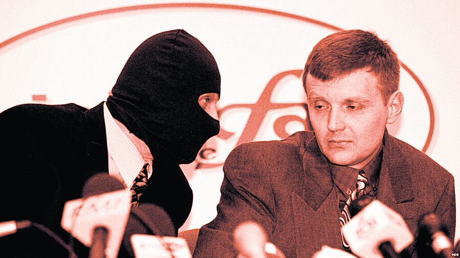 Litvinenko, bir basın toplantısı düzenleyerek aldığı suikast emrini geri çevirdiği iddia etmişti