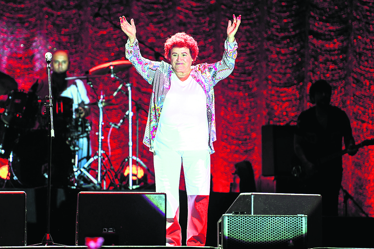 Selda Bağcan 4 Eylül 2021 gecesi Turkcell Vadi’de sahnede.